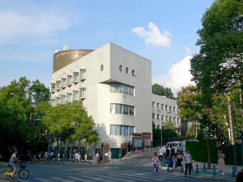 师大生命科学学院超算平台机房装修总承包